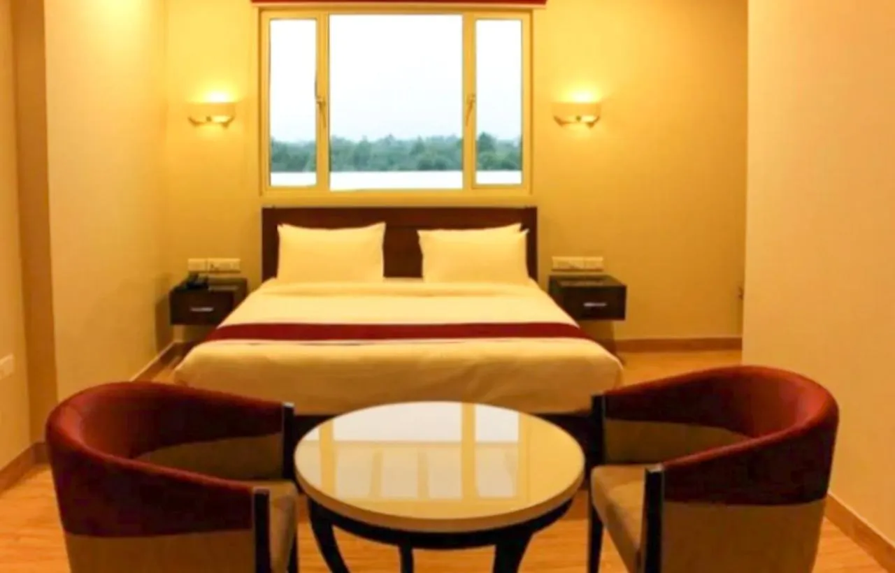 Delux Plaza By WB Inn Agra  Hotel Agra (Uttar Pradesh)