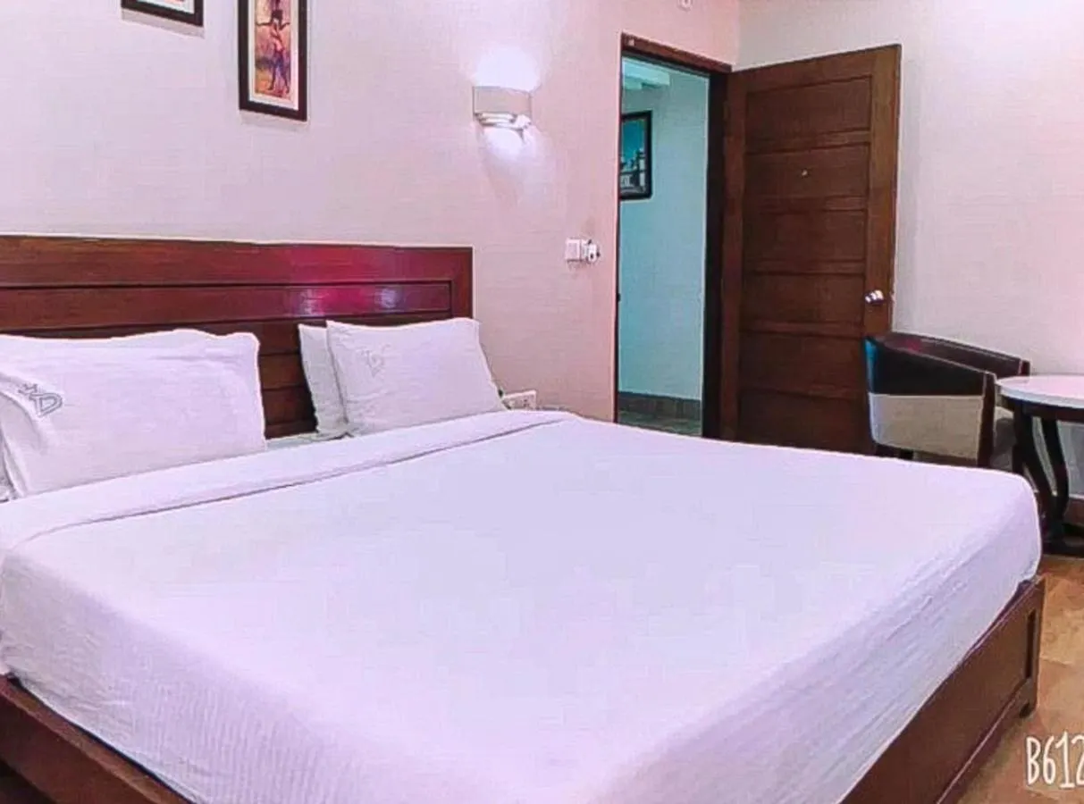 ** Hotel Delux Plaza By Wb Inn Agra  India